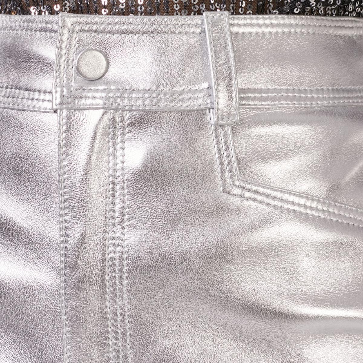 Hotpants Couro Metalizado Stretch Vivian Hotpants Couro Metalizado Stretch Vivian