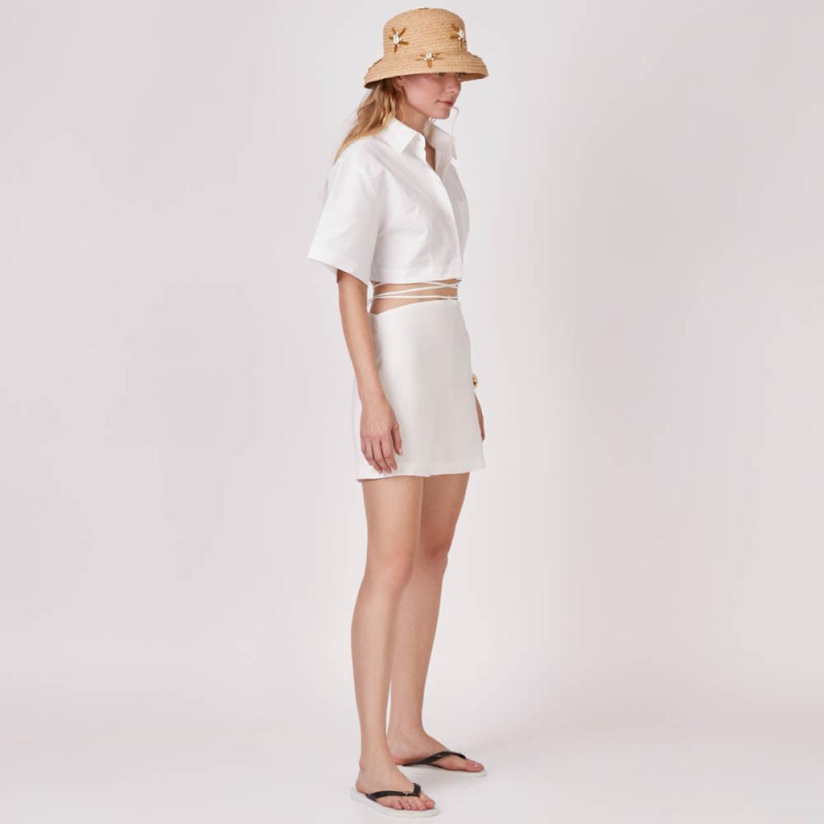 Shorts Curto Omma