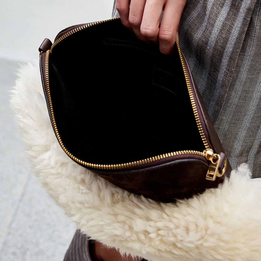 Clutch Couro Pelo Peggy