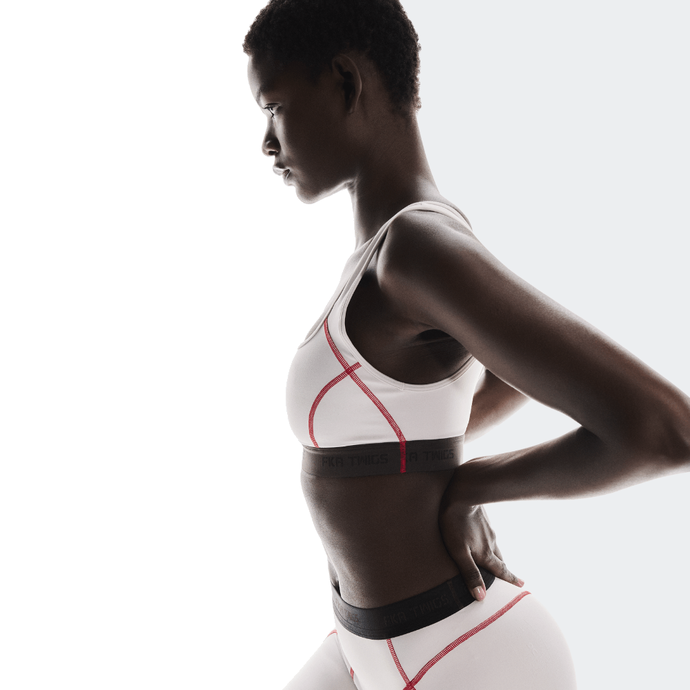Top Studio Bra On x Fka Twigs Top Studio Bra On x Fka Twigs