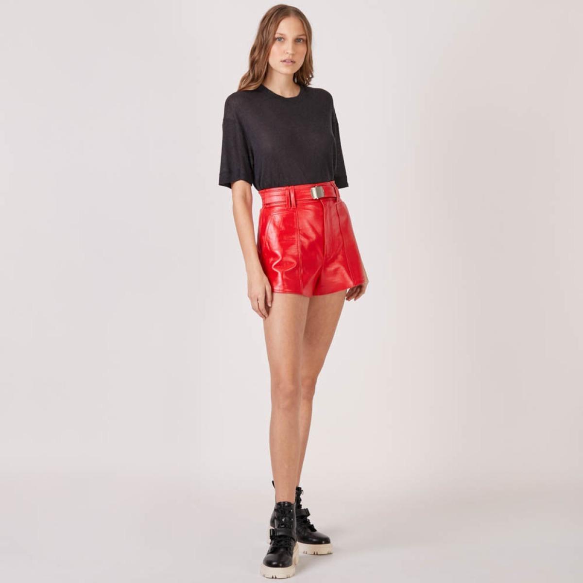 Camiseta Linho Fresh Laura - Preto/G Camiseta Linho Fresh Laura - Preto/G