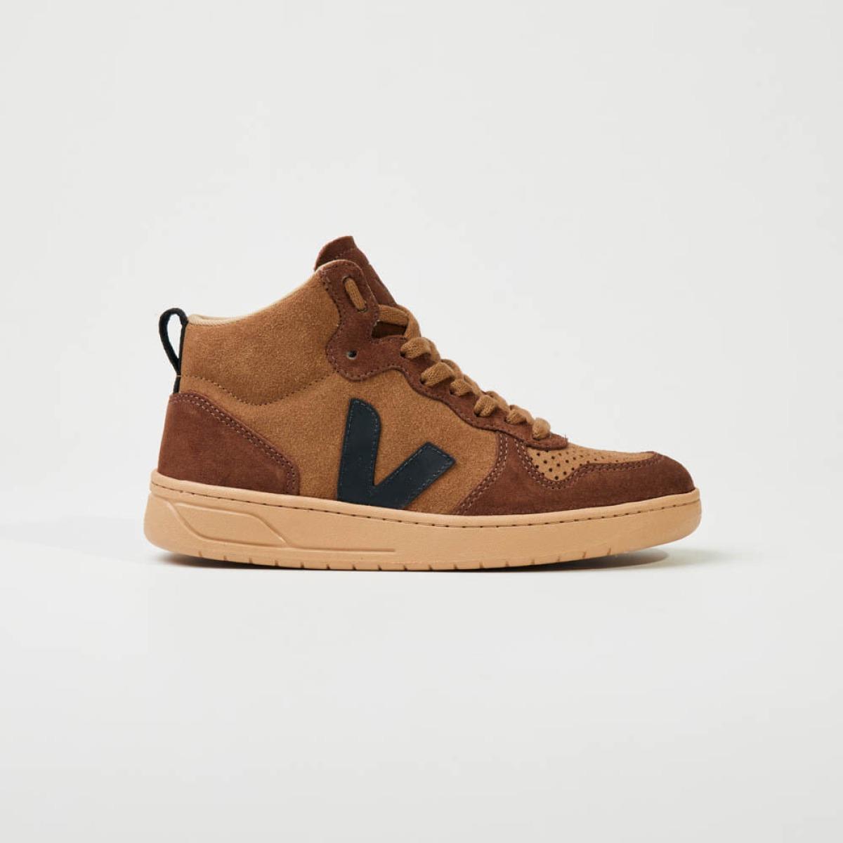 Tênis Suede Cano Alto Marrom Veja