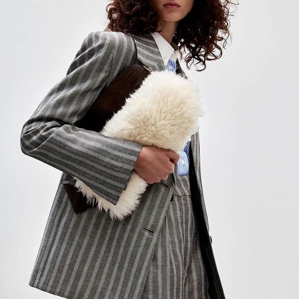 Clutch Couro Pelo Peggy