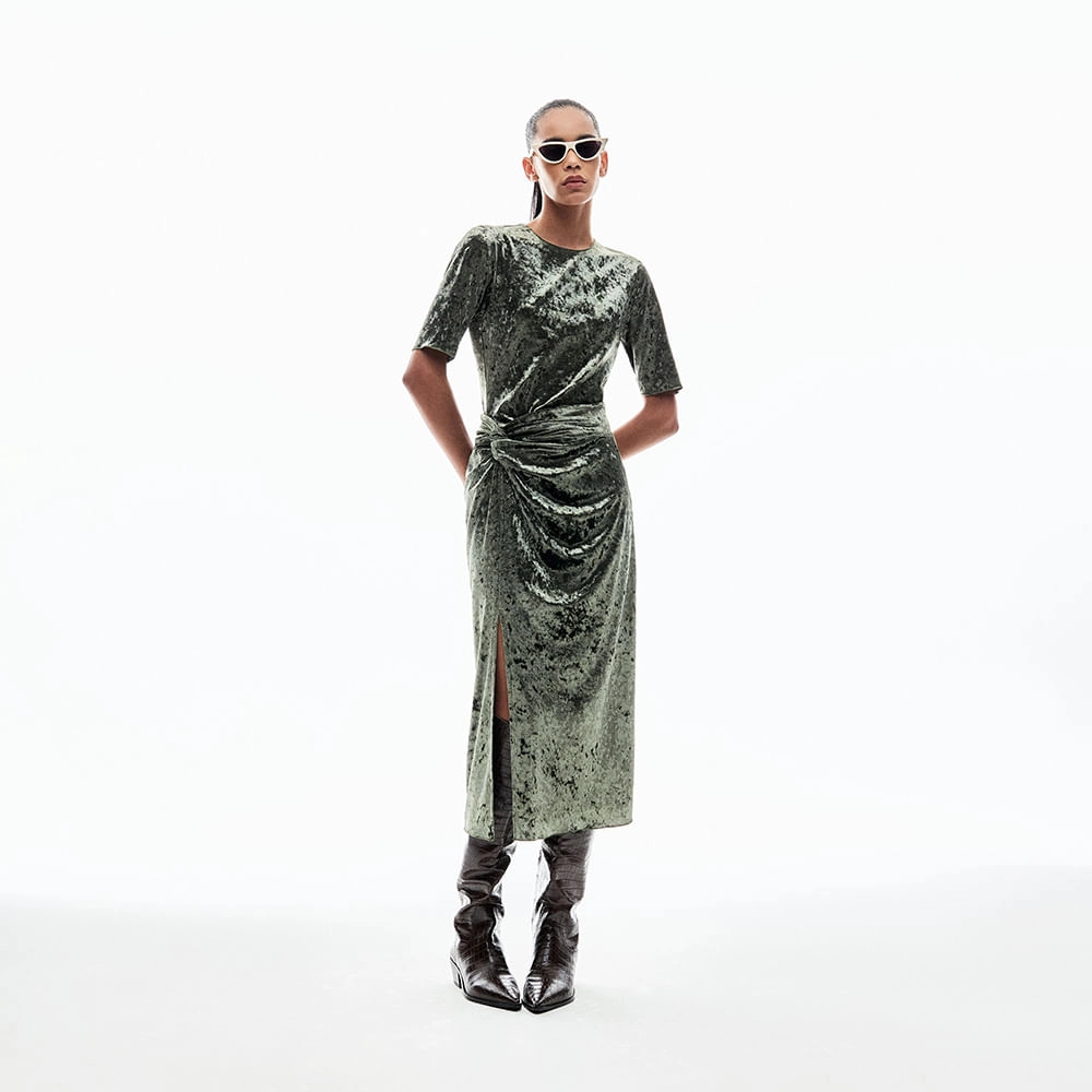 Saia Veludo Stains Taci