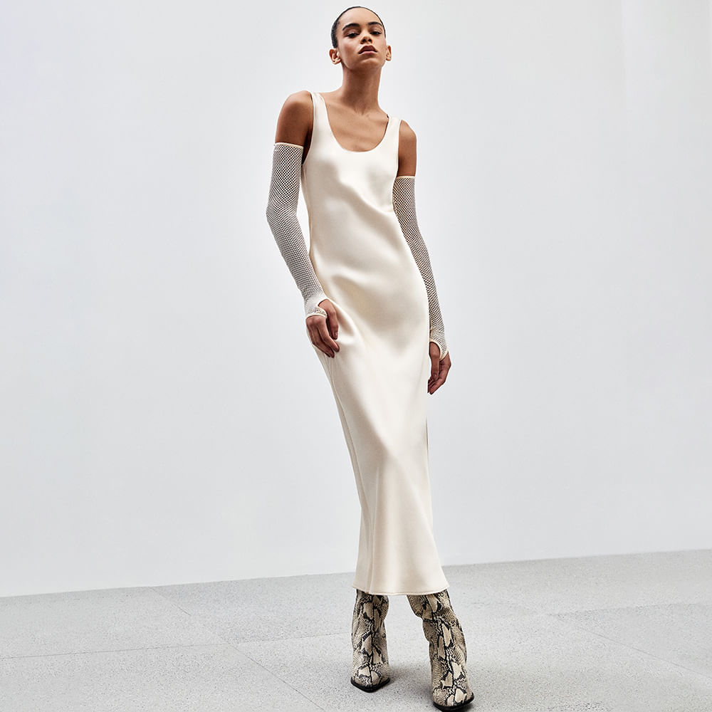 Vestido Cetim Heavy Isla