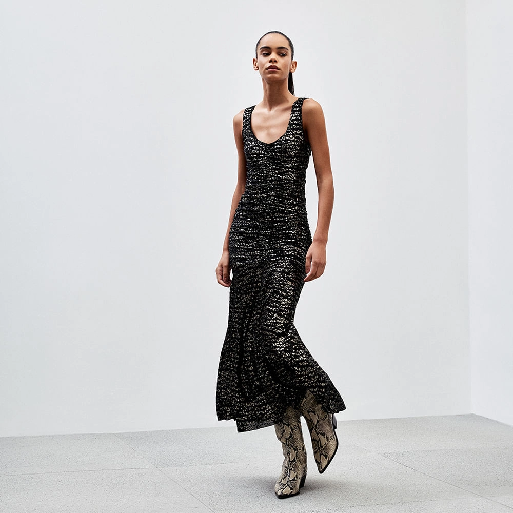 Vestido Tule Savage Safira