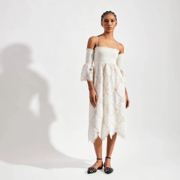 Vestido Bordado Sand Mary