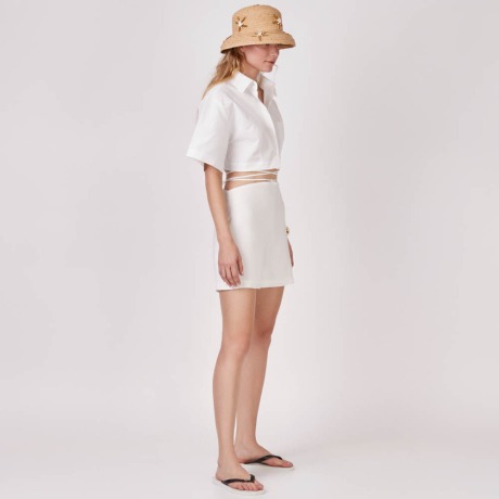 Shorts Curto Omma