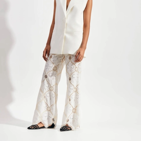 Calça Bordado Sand May