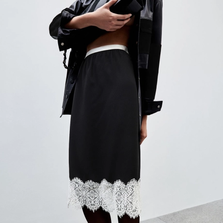 Saia Crepe Lingerie Megan