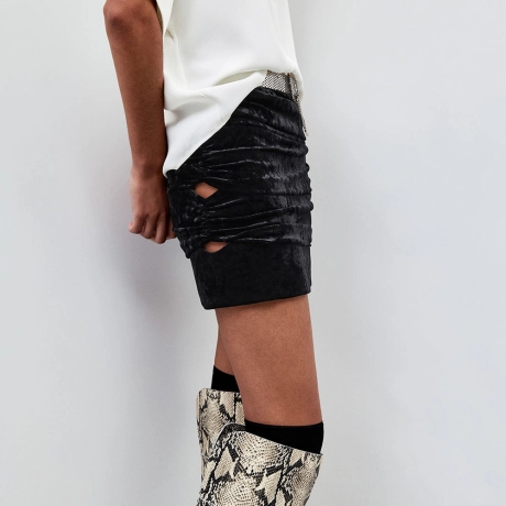 Saia Veludo Stains Tabata