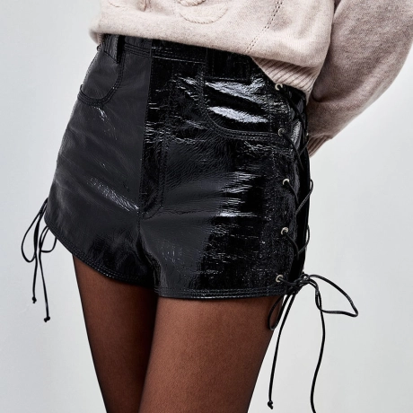 Shorts Couro Lunar Vera