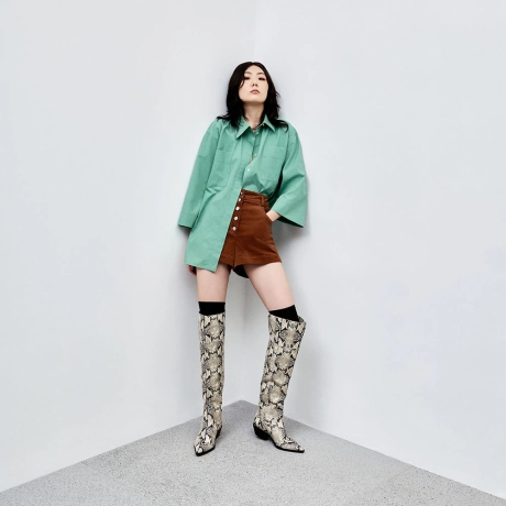 Shorts Veludo Cotelê Hanna