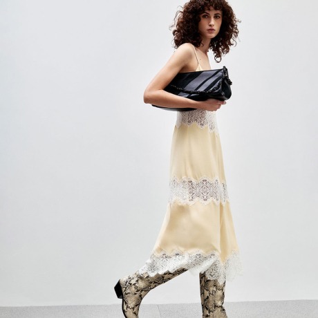 Vestido Crepe Lingerie Malu