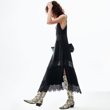 Vestido Crepe Lingerie Malu