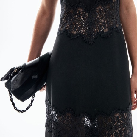 Vestido Crepe Lingerie Malu