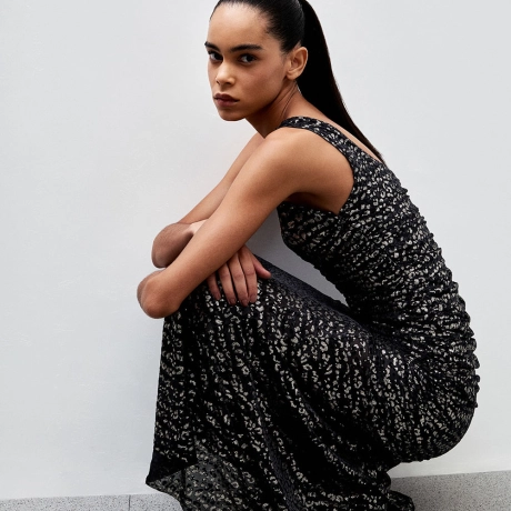 Vestido Tule Savage Safira