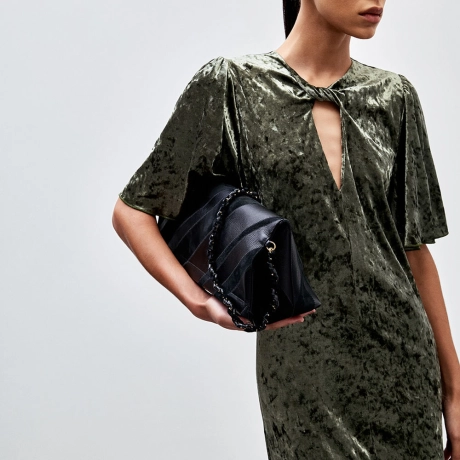 Vestido Veludo Stains Triz