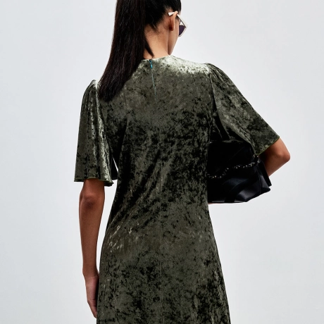 Vestido Veludo Stains Triz