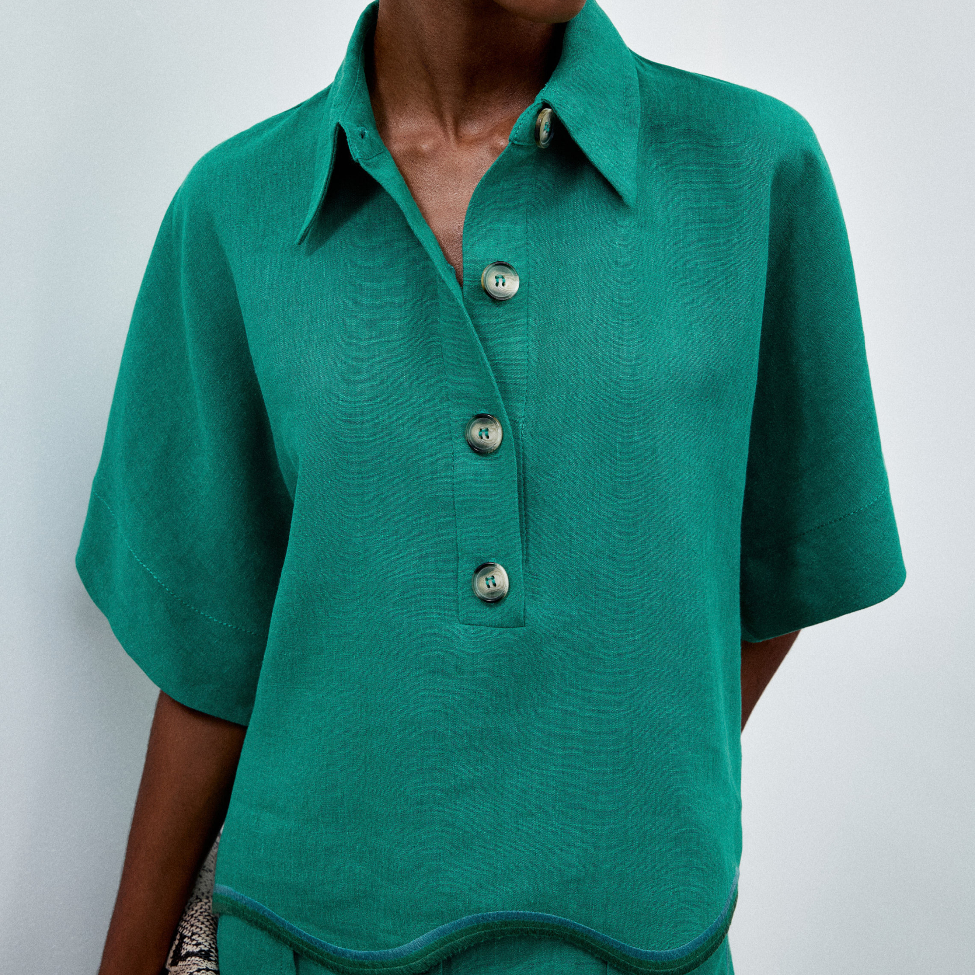 Blusa Linhão Fantasia Amelie