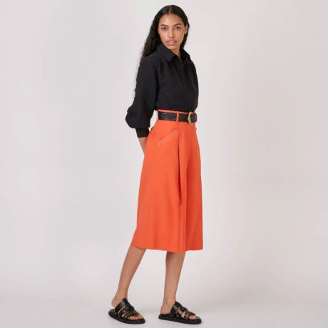 Bermuda Crepe Pesponto Natalie - Laranja Fire/40