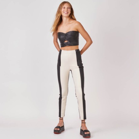 Calça Couro Stretch Ziah - Pb/40 Calça Couro Stretch Ziah - Pb/40
