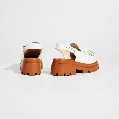Loafer Couro Metal Gaby