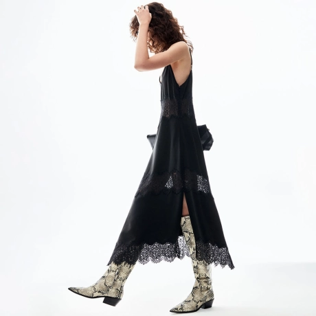 Vestido Crepe Lingerie Malu